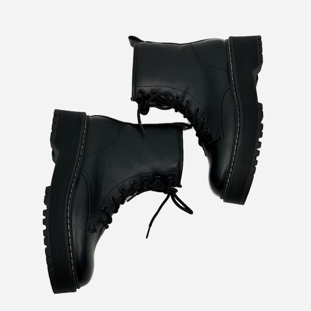 Universal Thread Target Black Combat Boots Lug So… - image 5